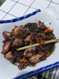 Foto resep Tumis cumi hitam simple