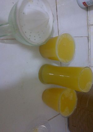 A picture of Fresh orange juice.