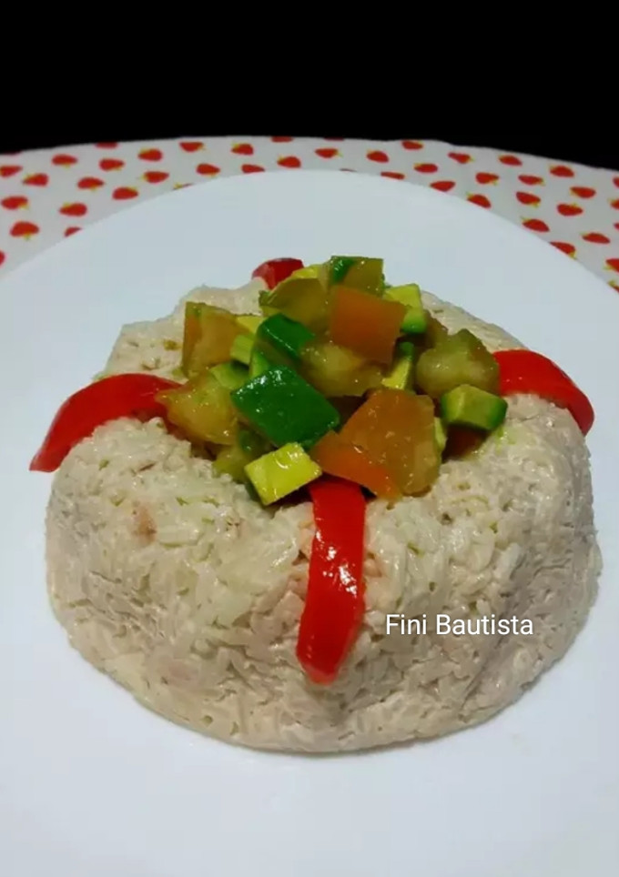 Una foto de Ensalada de arroz con atún