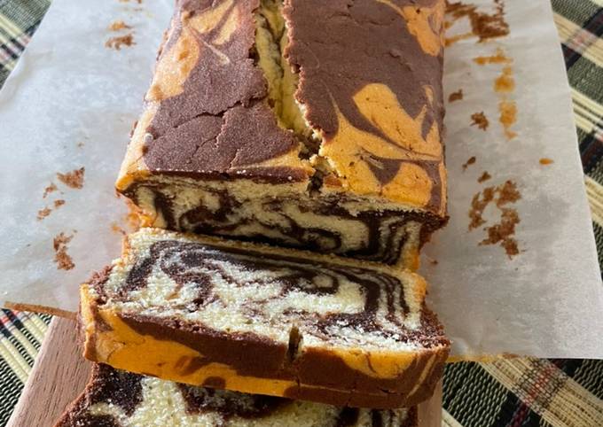 Everyday Fresh Marble butter cake