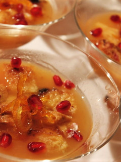 Foto di Gelatina di Panettone con agrumi e melagrana
