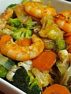 Una foto de Ensalada templada de verduras con vinagreta de café