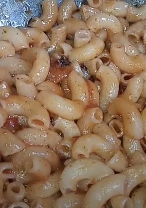 A picture of Macaroni.