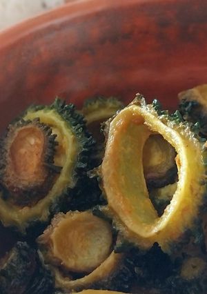 মুচমুচে করলা ভাজি রেসিপির প্রধান ছবি