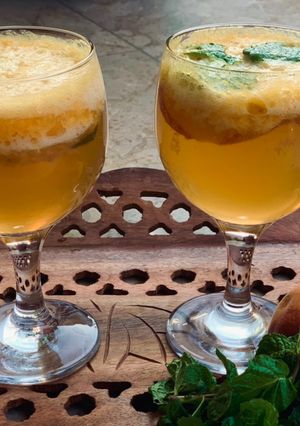 A picture of Chunky peach malt drink 🍹🍑.