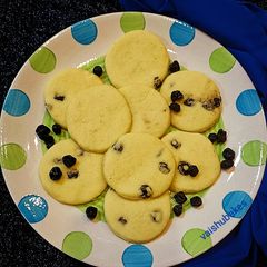 A picture of Cakemix Cookies (vanilla blueberry).