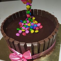 A picture of Gravity Cake.