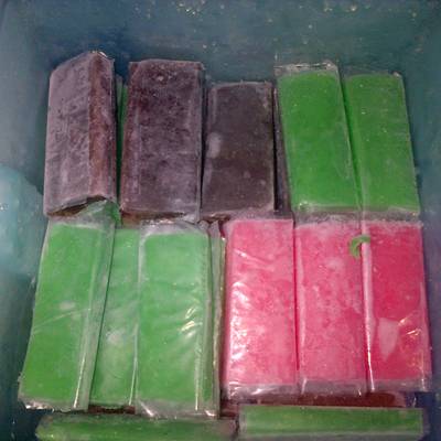 Cara Membuat Kue Es Resep Es Wadai a. k. a. Es Gabus a. k. a. Es Kue Jadul "Simpel, Seger, oleh Silvia Leonita - Cookpad