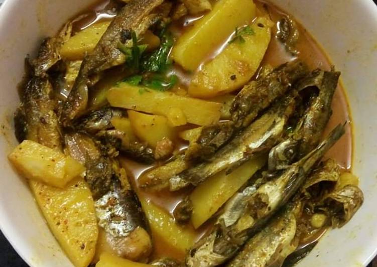 Tangra fish curry