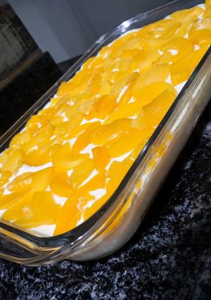 Una foto de Postre de Durazno con Crema Pastelera ✨