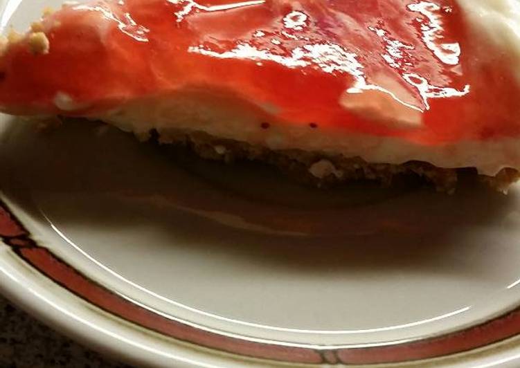 Strawberry Cheese Cake (no oven/unbaked)