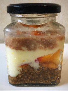 Una foto de Orange cream pie en frasco sin azúcar. Receta original de Geri