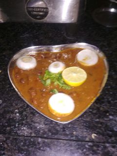 રાજમાં(Rajma recipe in Gujarati) રેસીપી મુખ્ય ફોટો