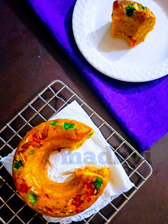 मैंगो सूजी केक (Mango suji cake recipe in hindi) रेसिपी मुख्य फोटो