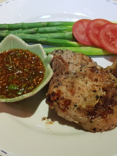 A picture of Pork chop black pepper steak.