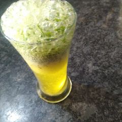 A picture of Cucumber and Pineapple drink.