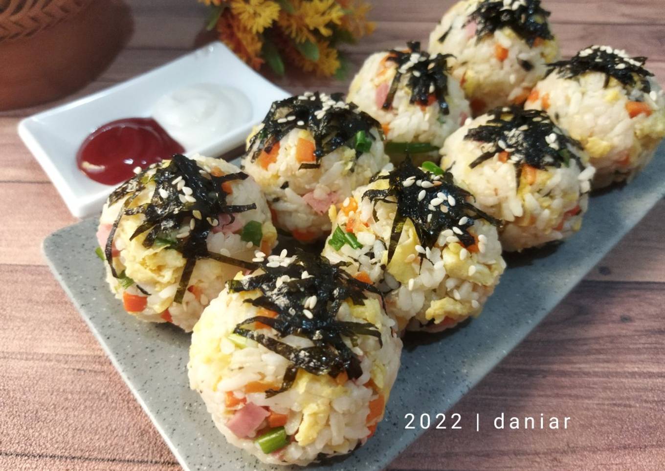 Jumeokbap (Bola Nasi Korea / Nasi Kepal Korea)