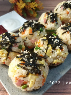 Foto resep Jumeokbap (Bola Nasi Korea / Nasi Kepal Korea)