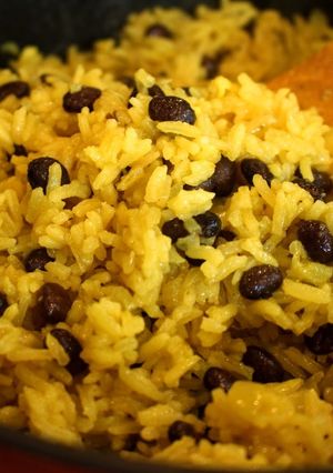 A picture of Simple Yellow Jasmine Rice & "Peas".