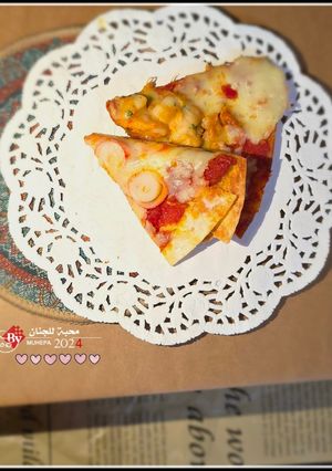 صورة لوصفة بيتزا بخبز التورتيلا على الصاج🍕/بدون فرن
