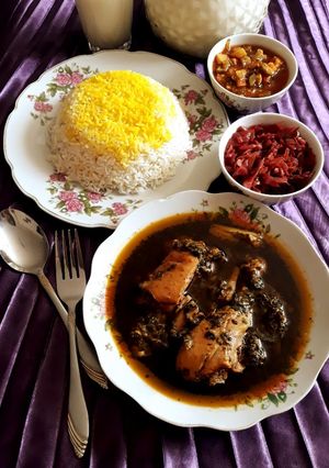 عکسی از دستور خورش ریواس با مرغ