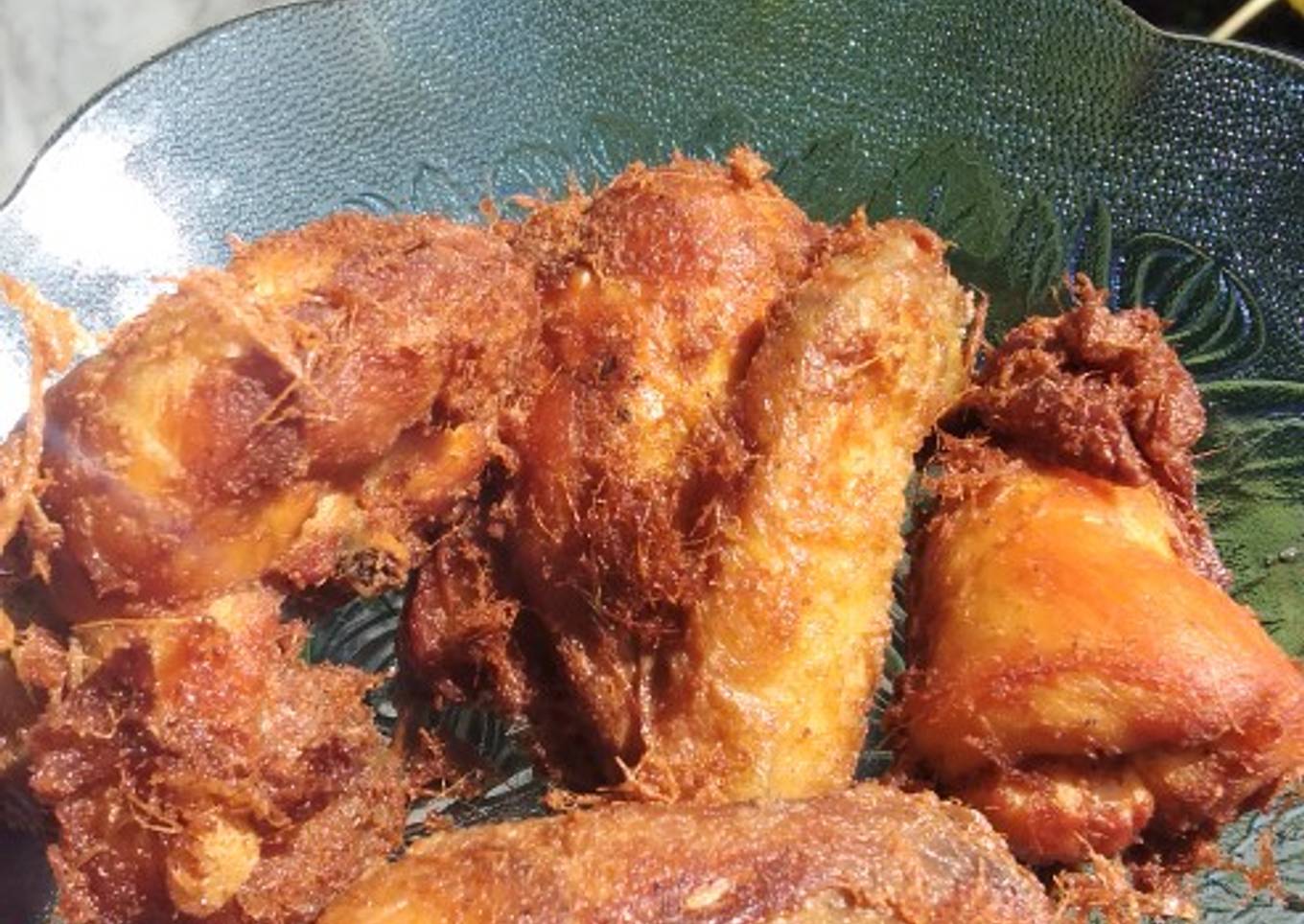 Ayam goreng lengkuas
