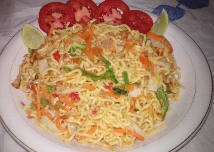 Mi Keriting Goreng Campur Sayur