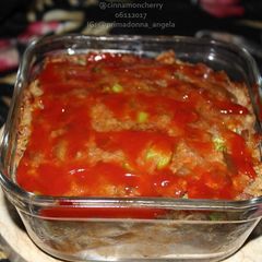 A picture of Meatloaf with Celery.