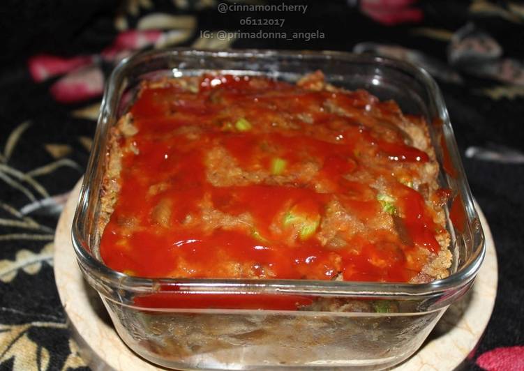 Simple Way to Make Homemade Meatloaf with Celery