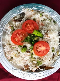 मटार आणि सोयाबीन पुलाव (mutter and soyabean pulav recipe in marathi) रेसिपी चे मुख्य फोटो
