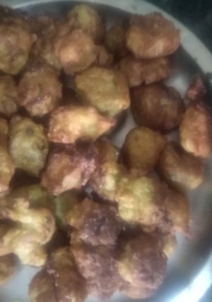 A picture of Mix veg fritters.