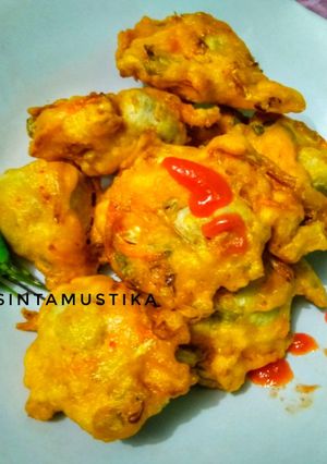 Foto resep Bakwan pedas isi bakso