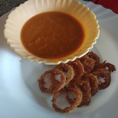 A picture of Dipping sauce.