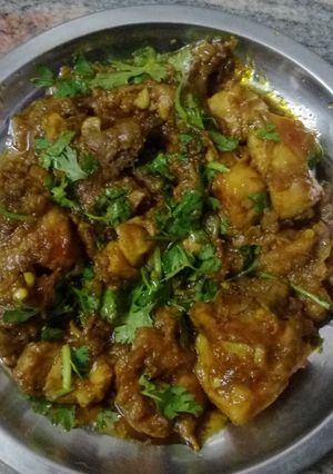 A picture of Chicken Masala.