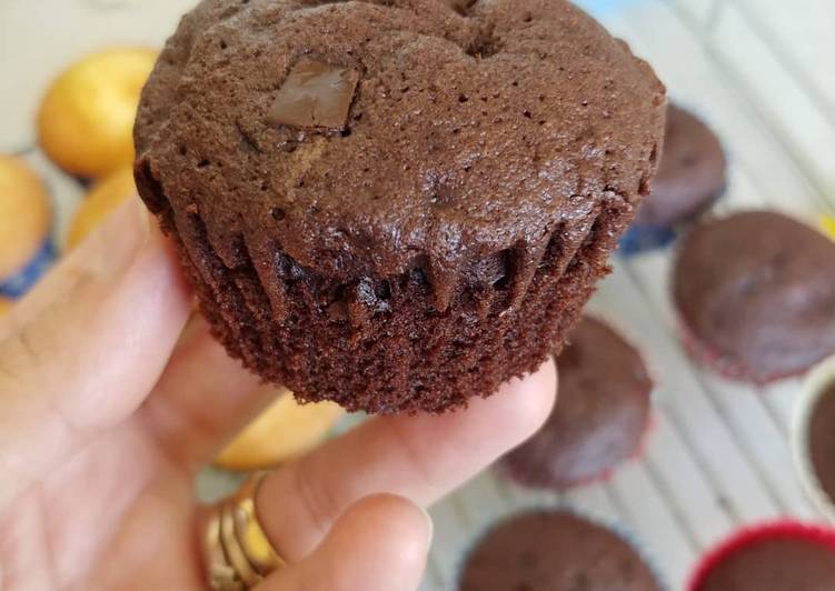 Steps to Make Homemade Quick Spongy cupcakes