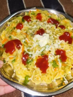 চিজ ম্যাগি (Cheese Maggie recipe in bengali) রেসিপির প্রধান ছবি