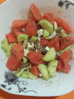 Una foto de Ensalada de sandía y anchoas