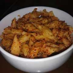 A picture of Keripik lumpia hot.