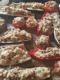 Töltött zöldségek darált hússal és kuszkusszal recept fotója