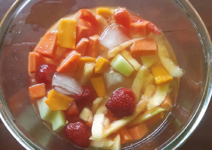 Resep Es Buah Segar Oleh Ratih Hardjito Cookpad