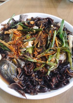Hình của món Cá dìa hấp nước tương.
