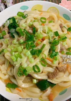 台式炒烏龍麵(影片) 的食譜成品照片