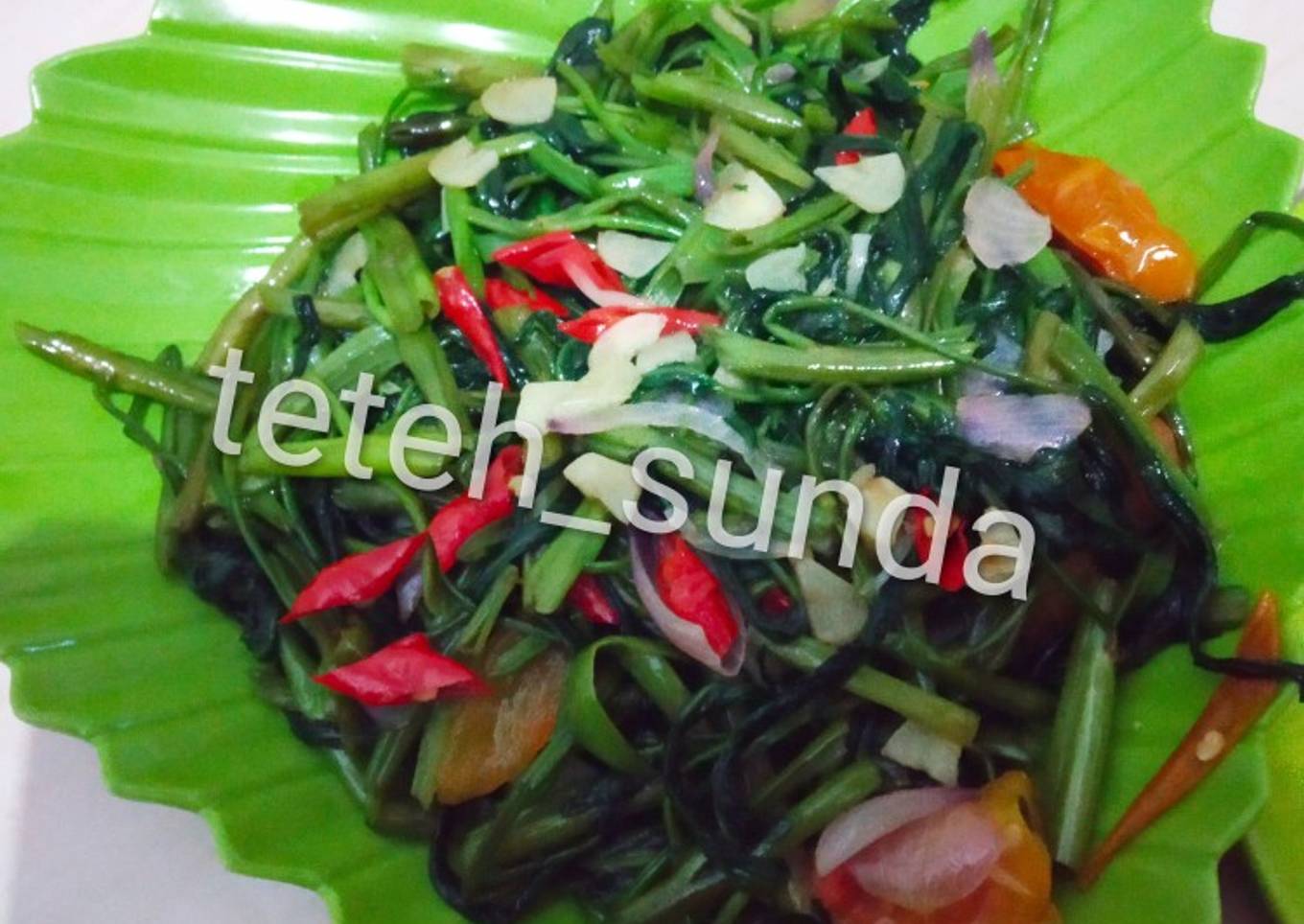 Tumis kangkung sederhana
