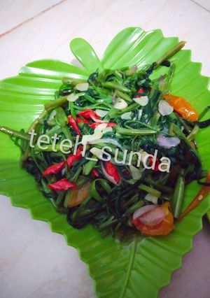 Foto resep Tumis kangkung sederhana