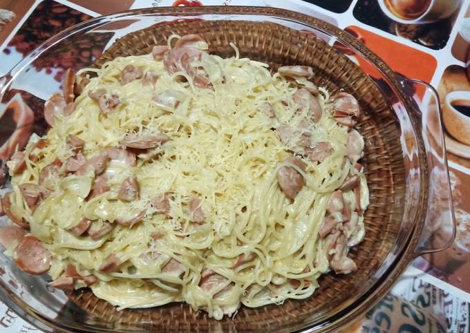 Spaghetti Carbonara with Chicken Sausage