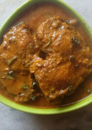 A picture of Fish curry.