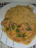 Strogonoff de pollo.
