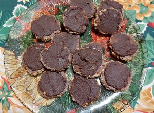 Una foto de Galletas de chocolate y nuez