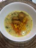 Sopa de brócoli con queso cheddar