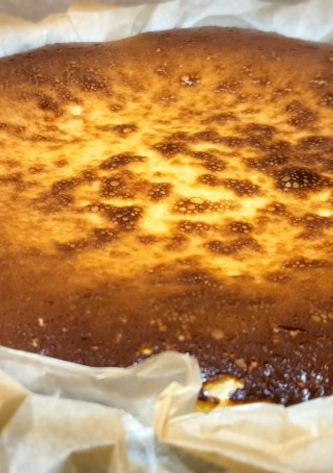 Una foto de Tarta de queso al horno superfácil